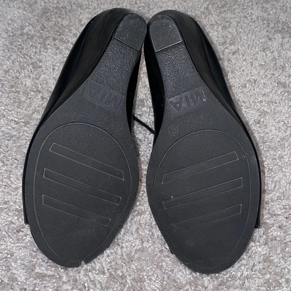 Wedge sandals size 6.5 - Picture 3 of 4